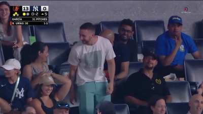 Yankees Fans Can't Believe How Much The Yankees Suck