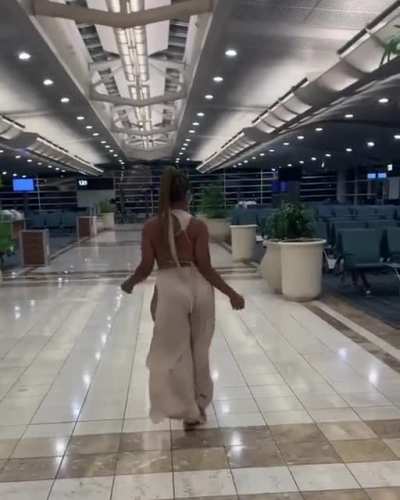 Y’all gotta post more of her‼️