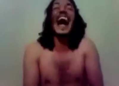 Yo laugh is damn: akumalata