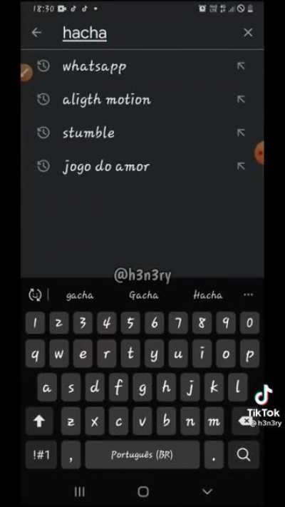 1°Seu pai fez um favor desinstalando gacha do cll. 2°Wtf, gacha transando vey kkkkk