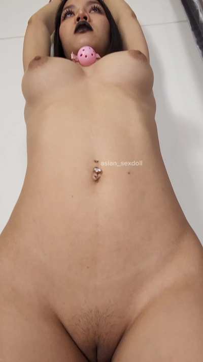 POV: Your Asian_Sexdoll just arrived in the mail