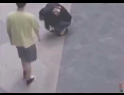 poor girl 😞