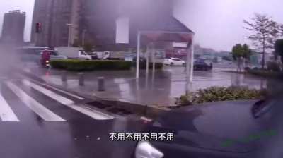 越漂亮的小<wbr>姐姐越懂礼<wbr>貌，这样的<wbr>沟通方式哪<wbr>还有什么路<wbr>怒症呀…
