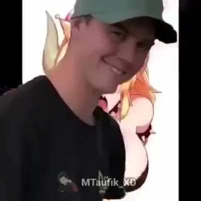 😈