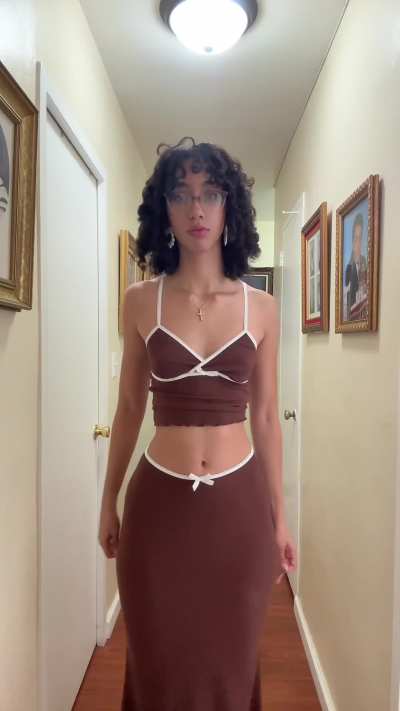 Would u fuck her?