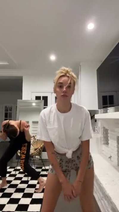 Booty dance