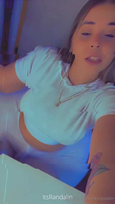 V2