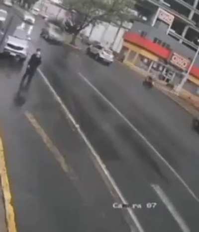 Todo para que no lleguemos tarde