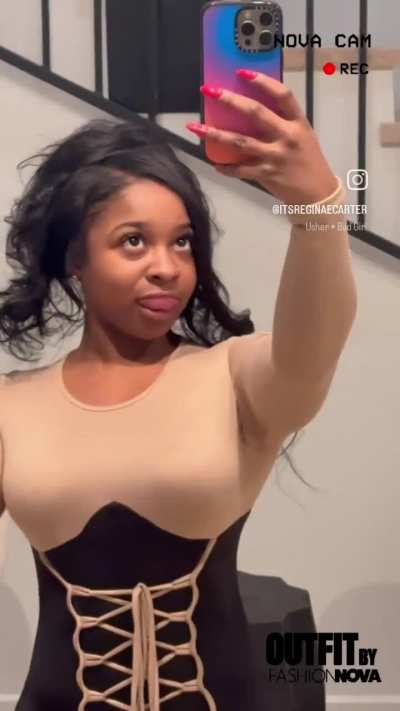 Reginae Carter 