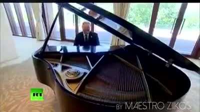 Trump își ia adio de la WAGTHRO. Good bye WAGTROman nambăr uan!😢😢😢