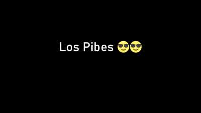 Este es mi primer meme Shitpost (perdón por el earrape 😔)