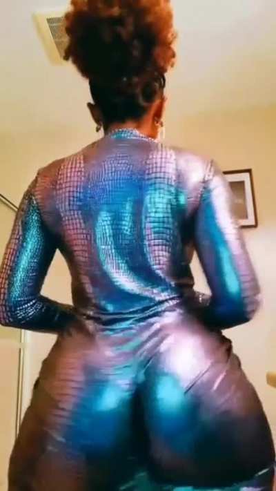 🤤
