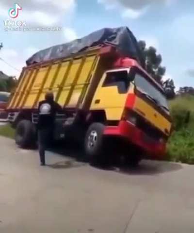 To stop the Truck from falling