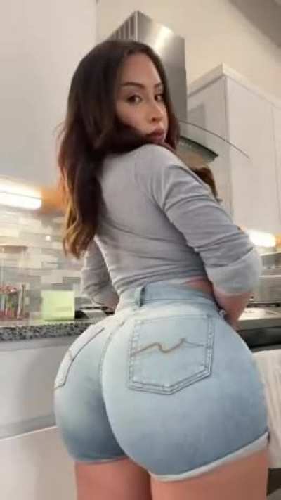 Kitchen ass
