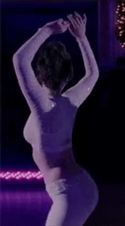 Jennifer Lawrence should have done this scene naked