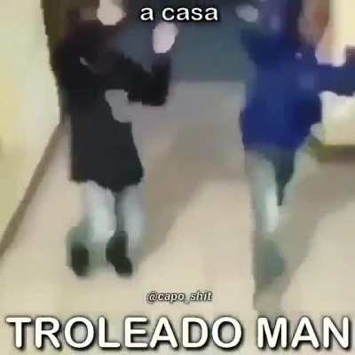😳