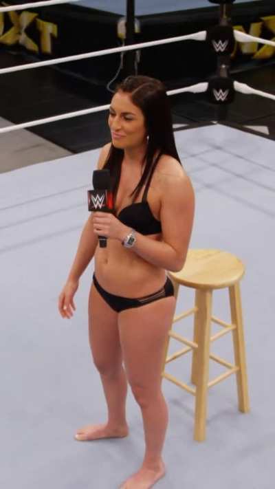 Sonya Deville