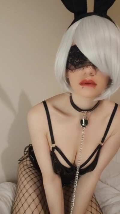 Horny bunnygirl 2b wants to please you