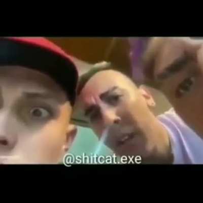 Mira lo que tiene ahí