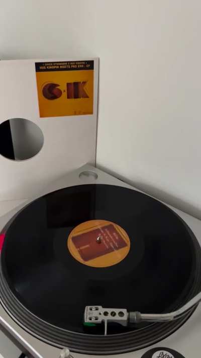 Mach’s first appearance on wax