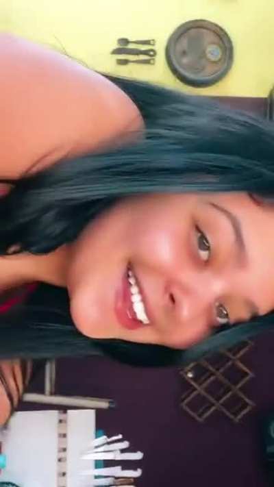 Juliê Mendes (@jul<wbr>ie.me<wbr>ndess<wbr>s)