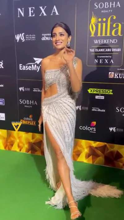 Shriya Saran (new)