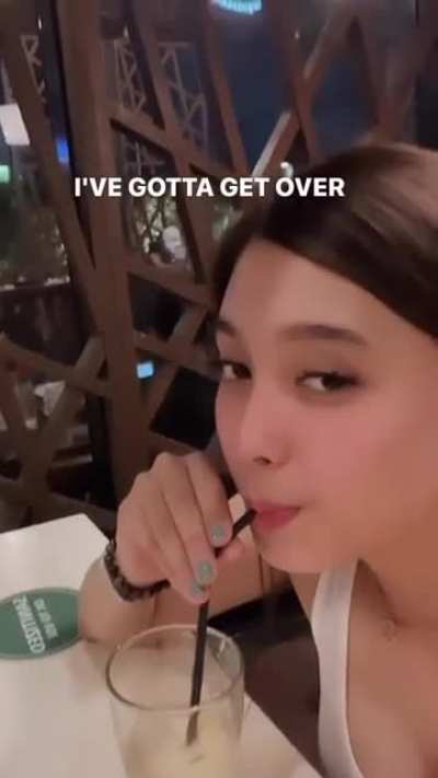 Analyn Barro