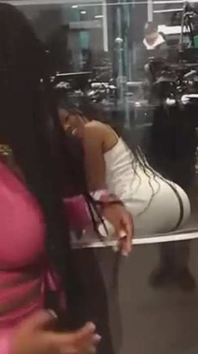 Lil twerk from Jess 