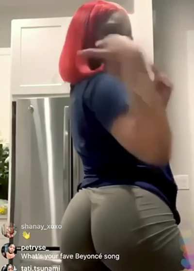 Meg Working that Booty