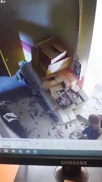 Hmc while i grab this real quick