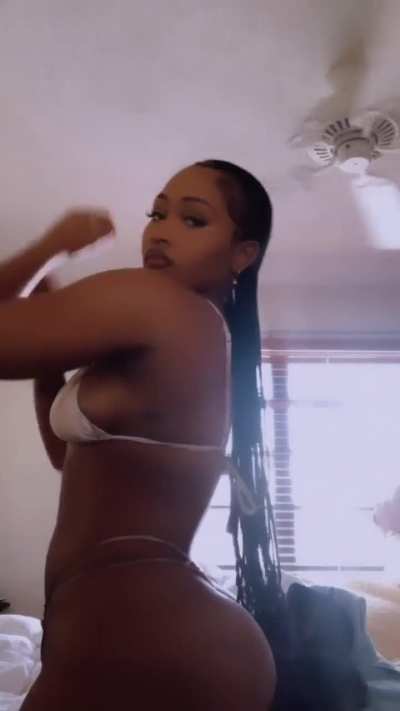 🤎🍑👙