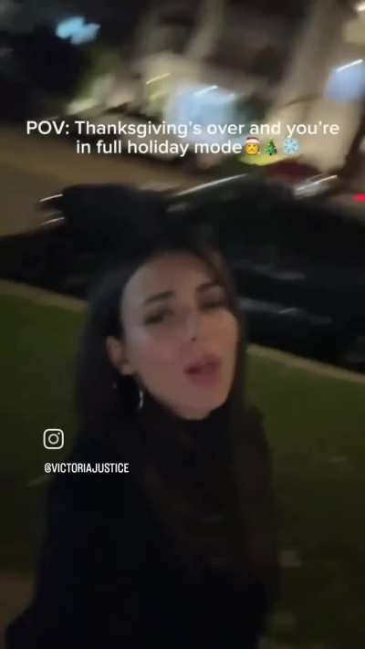 Festive Mood Vicky