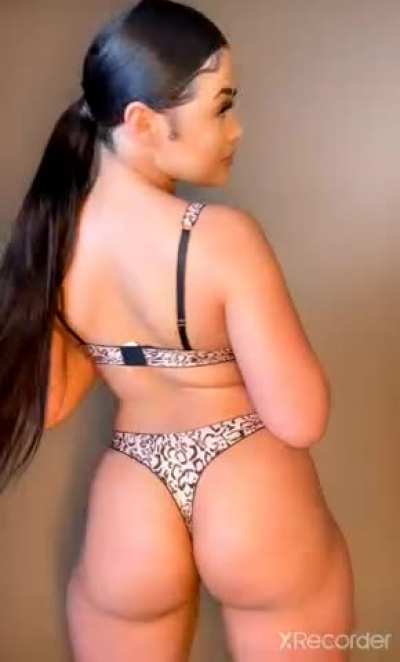 Hot AF😍🔥💦 (Get Her Folder in Comme<wbr>nt)👇👇