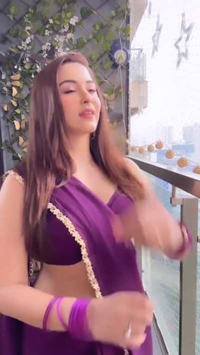 Eshanya Maheshwari