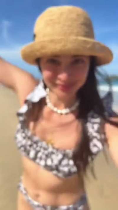 Anne Curtis
