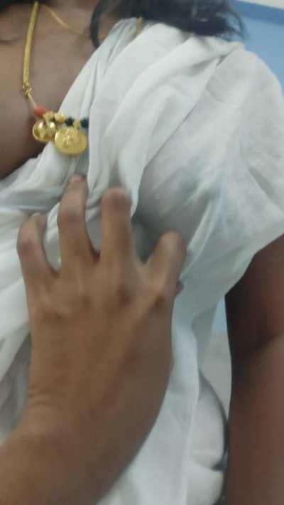Oru Kai, Rendu Kaai
