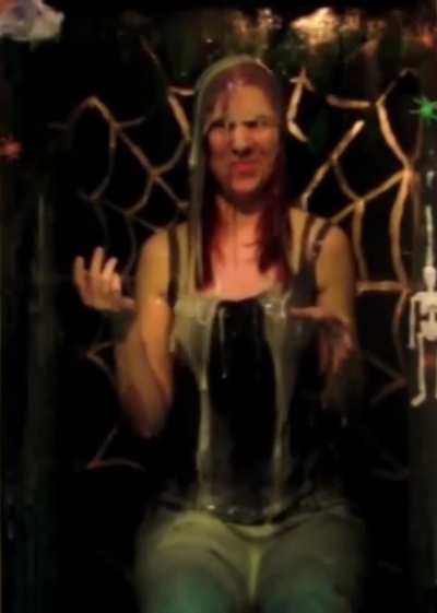 GUNGE HER