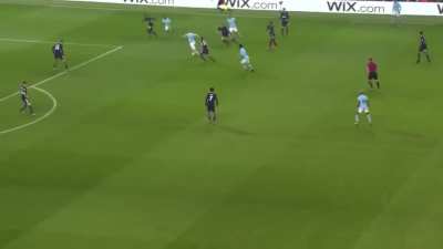 Throwback to Kevin De Bruyne’s incredible performance vs Tottenham (H) in the 17/18 season.