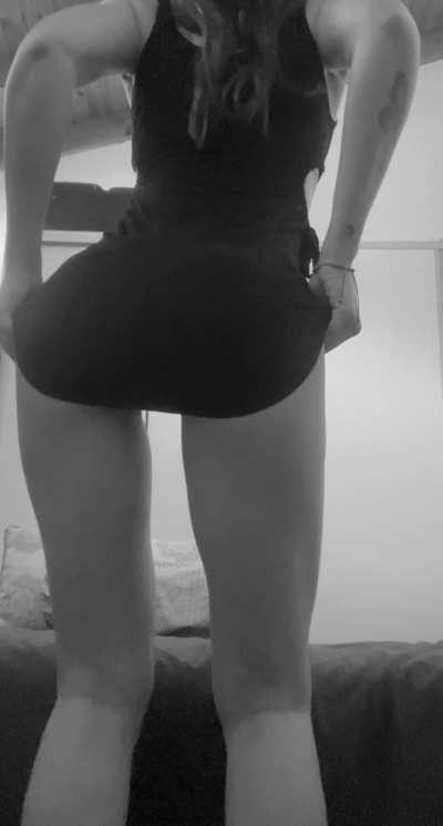 I can be your long legs doll babe