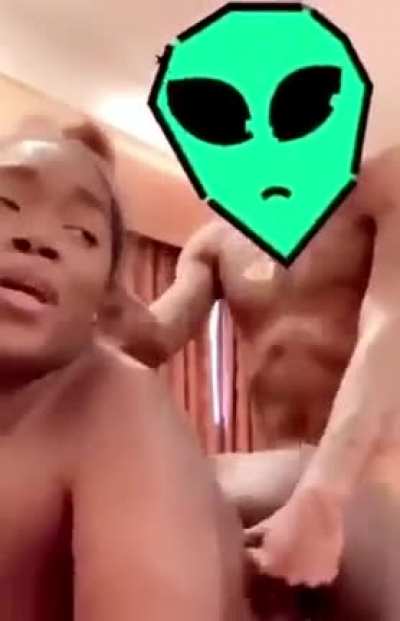 🦦