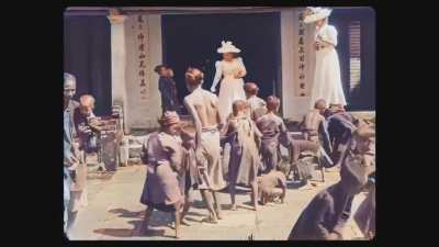 1899 - Indochina Vietnam French Occupation - Women throwing coins for children to pick