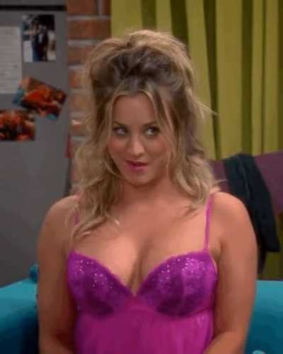 Kaley looking fine