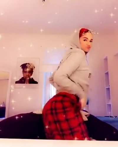 😜
