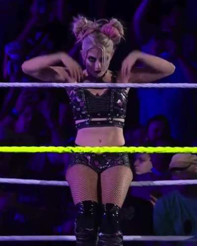 Alexa sitting on the ropes