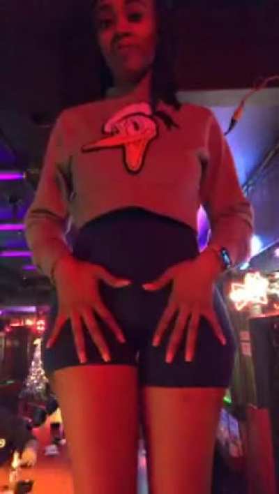She gat a phat ass