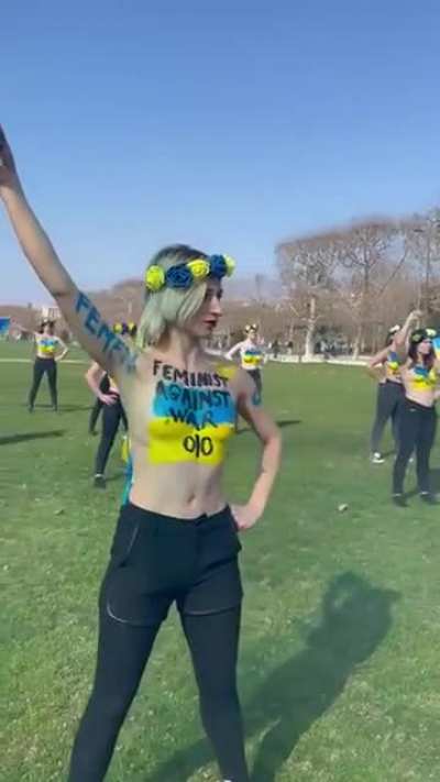 #BOOBS NOT BOMBS Protest in France
