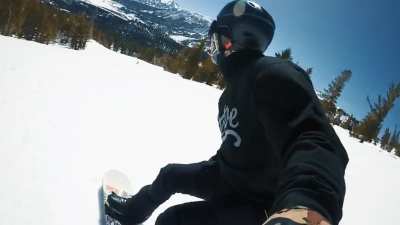 Mammoth bluebird cruising