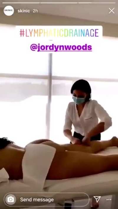 Jordyn woods 🙂