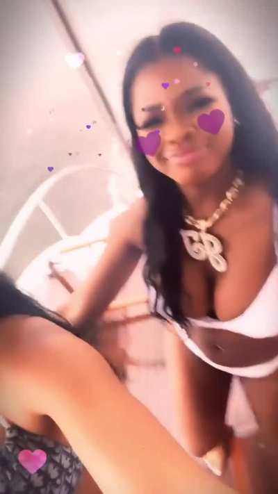Jt & Miami On a Boat