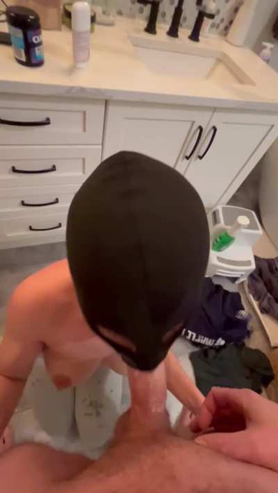 I’m in love with thick loads from thick cocks